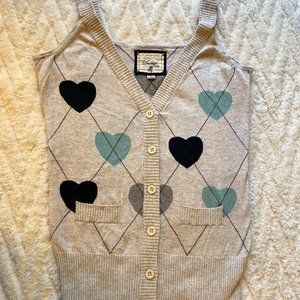 Heritage Heart Vest ♡